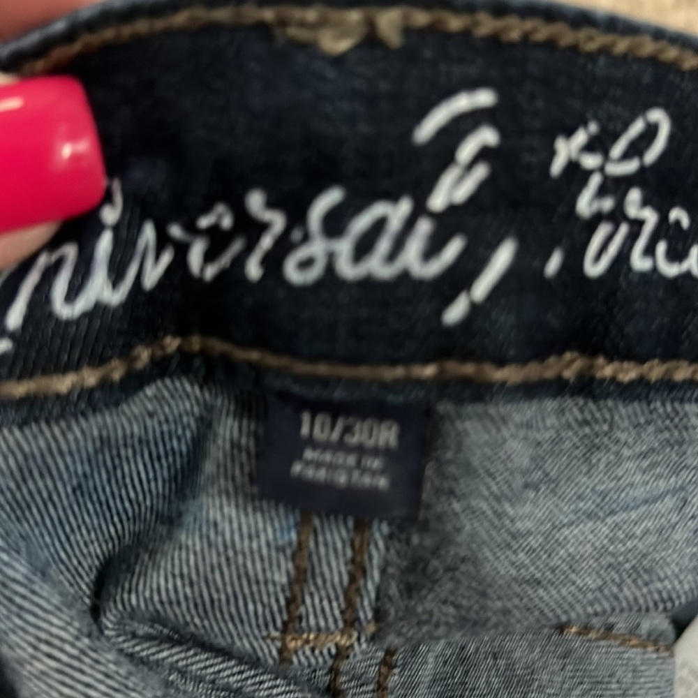 Universal Thread jeans - Picture 3 of 3